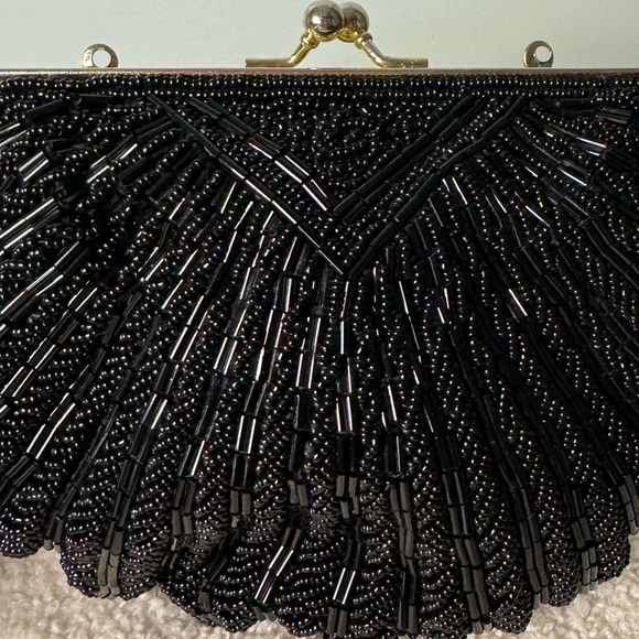 Vintage Glam Beaded Clutch Black Seashell Purse Gold Tone Hardware Pin-Up - Picture 5 of 5